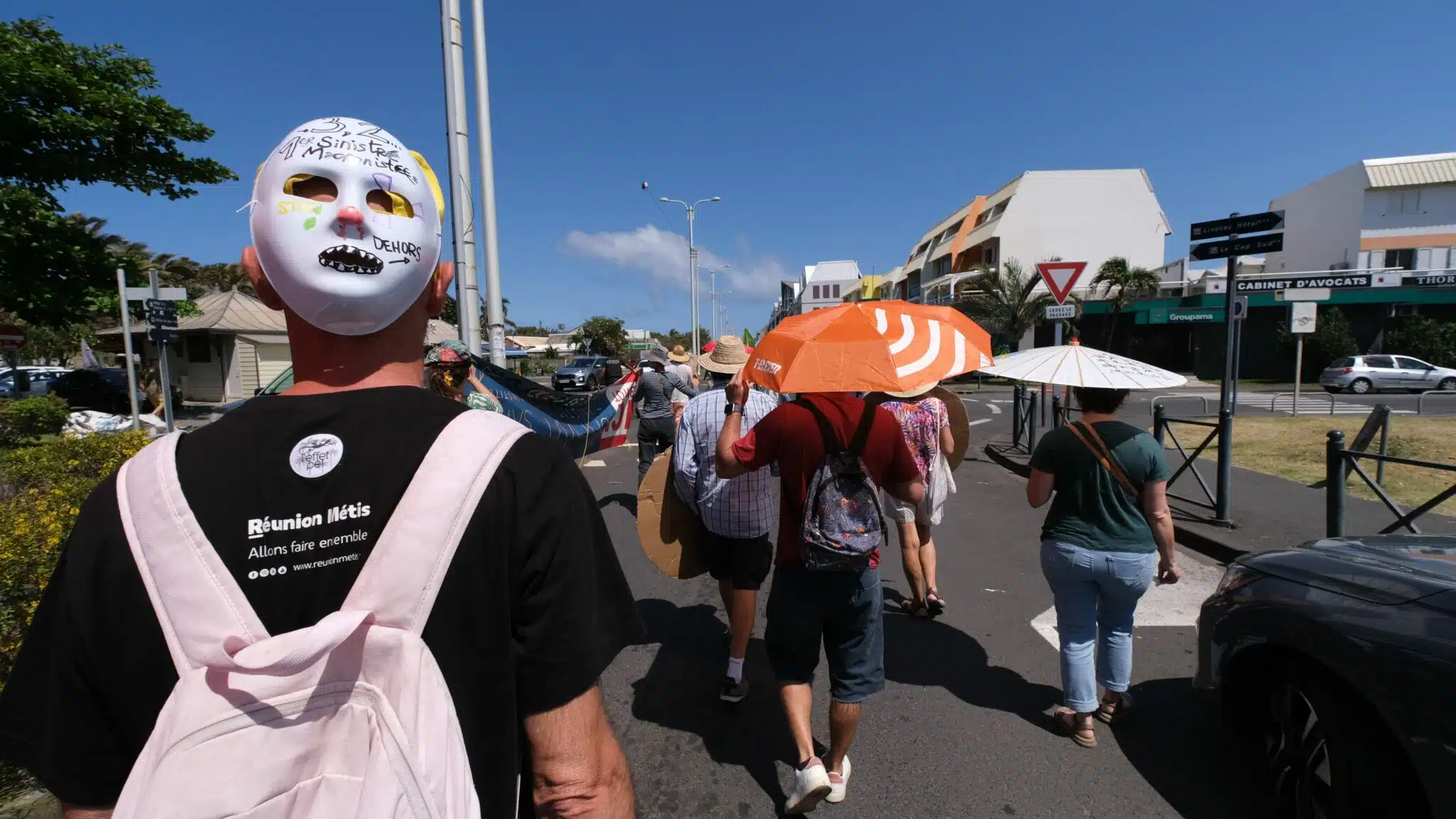 manifestation des résistances Saint-Pierre Attac, Greenpeace, Citoyen pour le climat, XR. @Philippe Nanpon