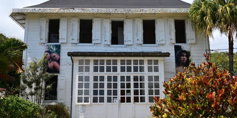Entrée du FRAC Réunion. © Olivier Ceccaldi