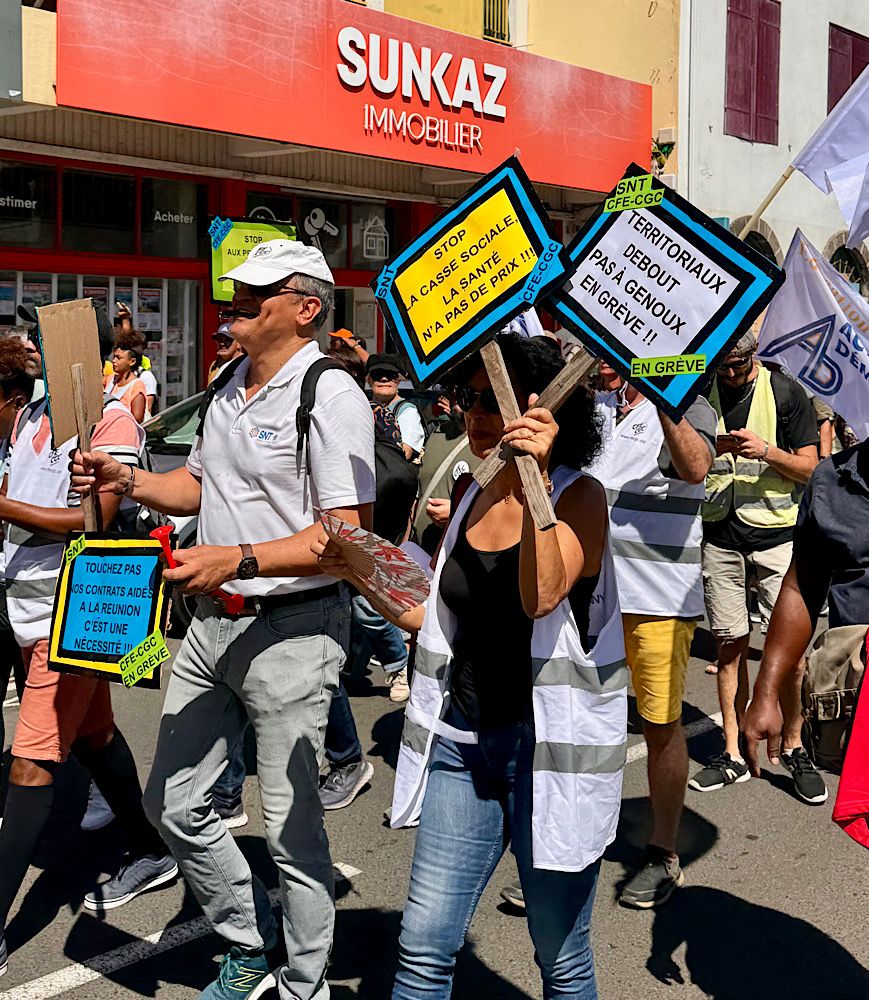 manifestation du 18 septembre à Saint-Pierre Photo de MD