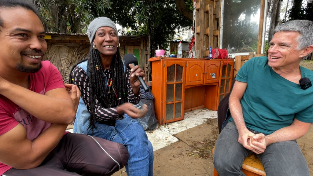 Zavyé, Nini et Franck Cellier aux Zazalé.