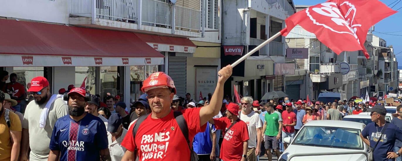 manifestation du 18 septembre à Saint-Pierre Photo de Gabriel Blanc