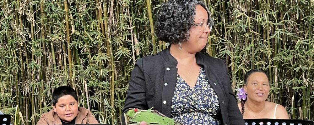 Sentié Fah'âme avec la troupe Kisa milé à l'observatoire des Makes