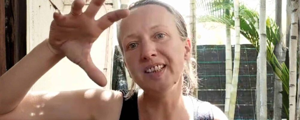 Les ados ont l'esprit critique et si on parlait d'embrigadement sectaire de RoxaneMontaigu Gempi