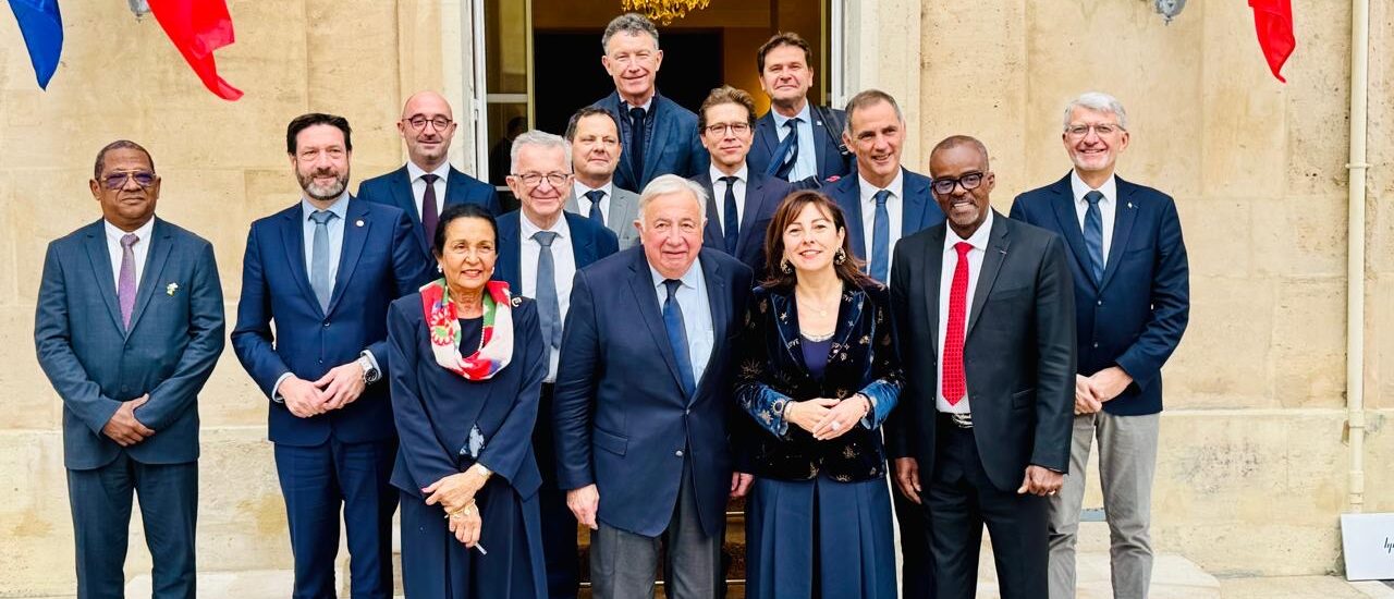 Huguette Bello rencontre le Président du Sénat avec les autres présidents de Région. © Région Réunion