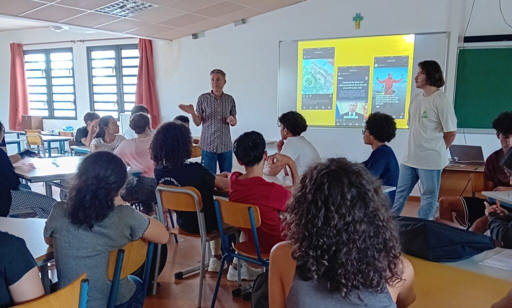 éducation aux médias EMI au collège Monnet de Saint-Benoît