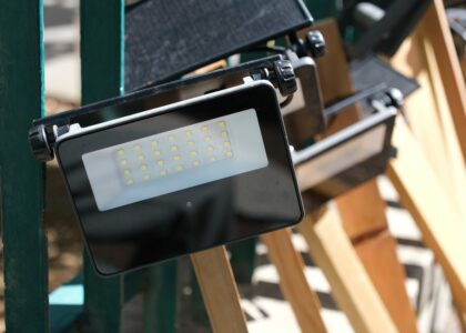 manifestation XR Extinction Rebellion contre les leds agricoles devant la sous préfecture de Saint-Paul.