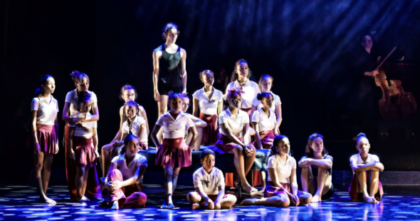 La troupe du spectacle des bagnes d'enfants.