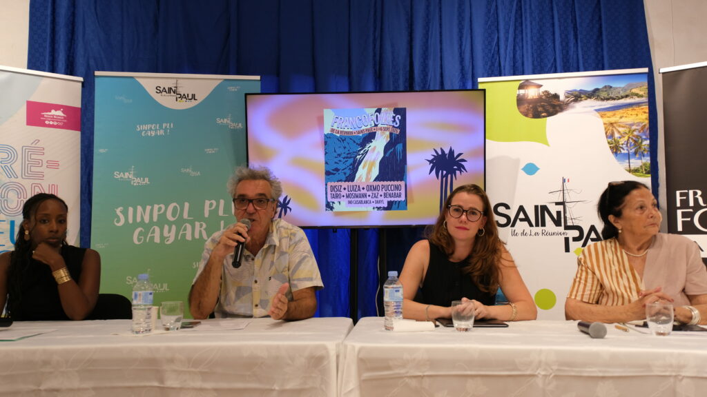 Mouna Haguna, la directrice générale, Jérôme Galabert, gérant, Laetitia Lebreton, conseillère régionale, Suzelle Boucher, adjointe culture Saint-Paul, Francofolies Saint-Paul
