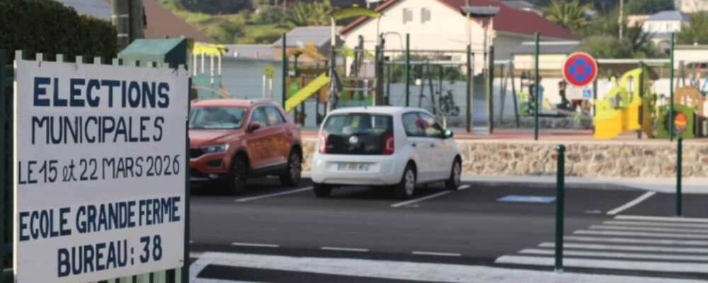 L’école de la Grande Ferme, bureau de vote numéro 38 au Tampon, s’est prononcé d’une courte tête en faveur du maire sortant, Patrice Tien Ah Koon. © Tom Savary