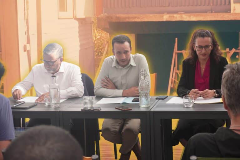 Camille Clain, maire de l'Entre-Deux, Alexis Chaussalet maire du Tampon, et Patrick Lebreton maire de Saint-Joseph