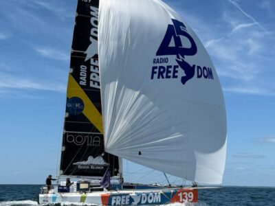 L’équipage de Team HUA a franchi la ligne d’arrivée de la Globe 40 à Lorient et se classe 4ème de la 2ème édition de la course.