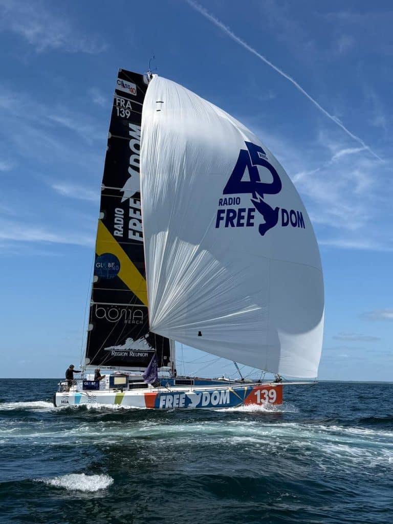 L’équipage de Team HUA a franchi la ligne d’arrivée de la Globe 40 à Lorient et se classe 4ème de la 2ème édition de la course.