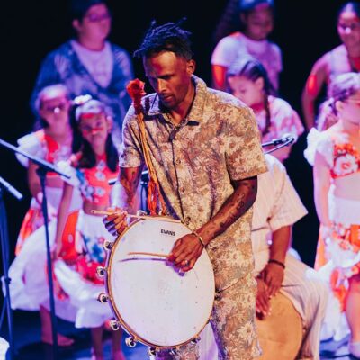 le Bisik était installé au Théâtre Les Bambous pour accueillir la présentation d'un projet musical très spécial avec Tifrid Maloya et les élèves de l'École François Frédéric Sisahaye de Mare à Martin © Iris Mardémoutou