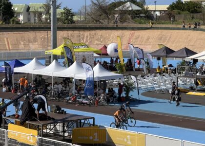 tour cycliste de La Réunion au vélodrome Gabriel Chéfiare de Saint-Denis