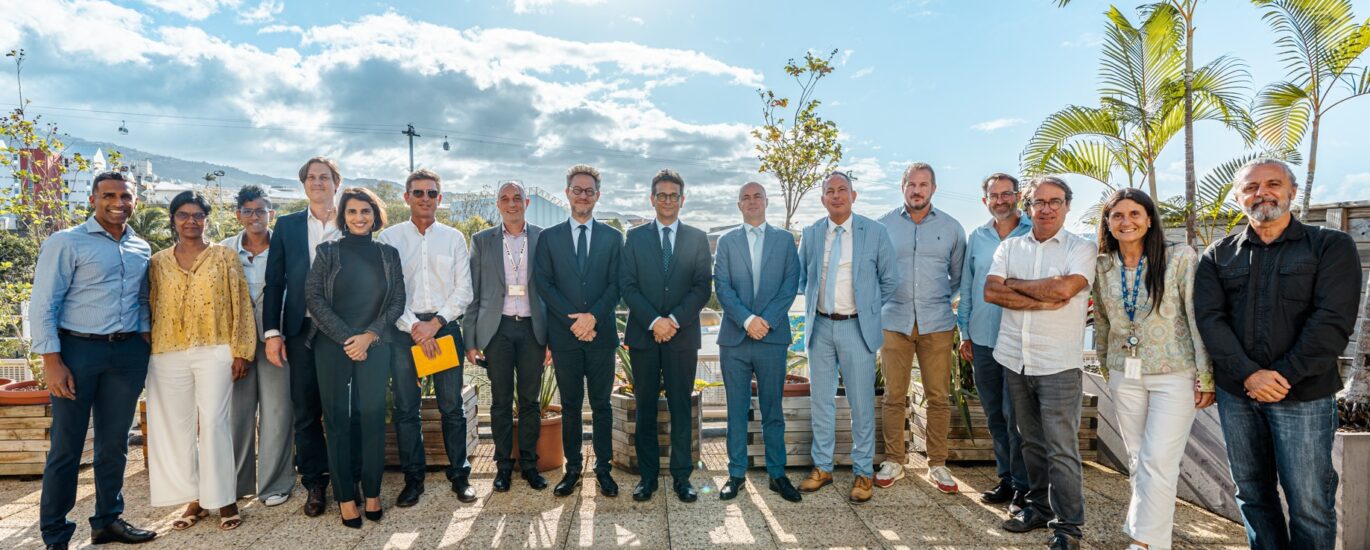 La Région Réunion et l'Inserm ont signé ce mercredi 9 septembre un Contrat d'Objectifs, de Moyens et de Performance pour renforcer la recherche en santé à La Réunion.