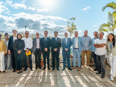 La Région Réunion et l'Inserm ont signé ce mercredi 9 septembre un Contrat d'Objectifs, de Moyens et de Performance pour renforcer la recherche en santé à La Réunion.
