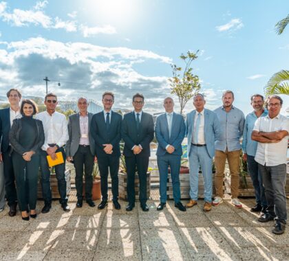 La Région Réunion et l'Inserm ont signé ce mercredi 9 septembre un Contrat d'Objectifs, de Moyens et de Performance pour renforcer la recherche en santé à La Réunion.
